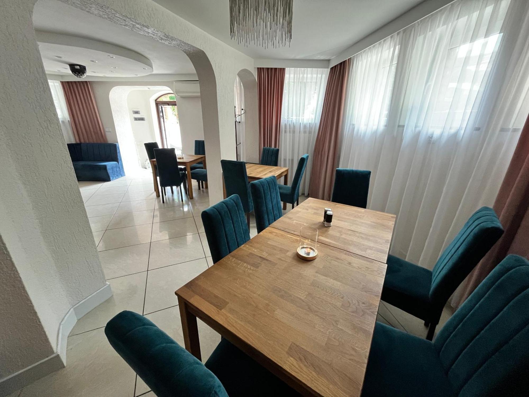 Hostel & Restauracja Santorini 比亚韦斯托克 外观 照片