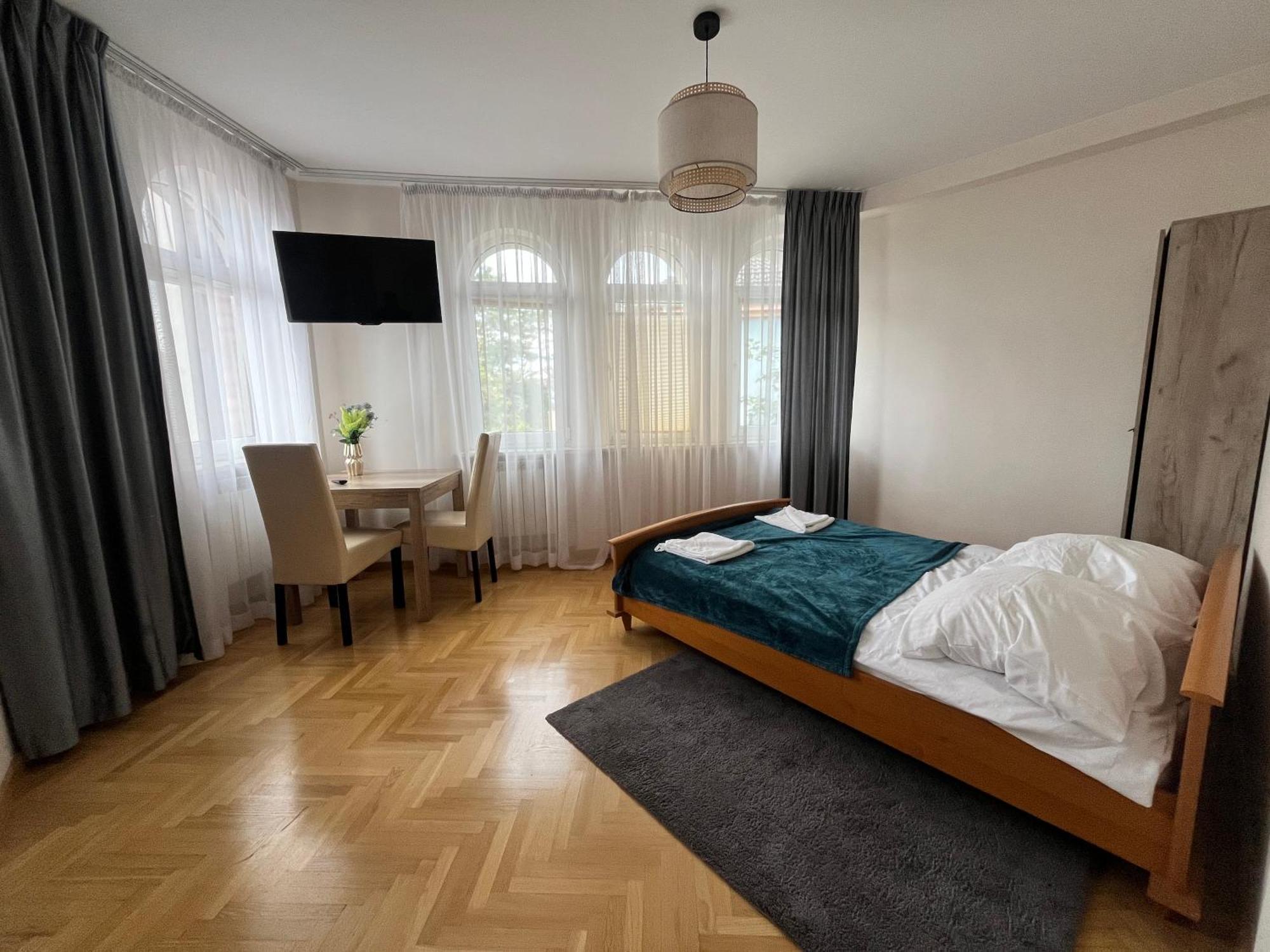 Hostel & Restauracja Santorini 比亚韦斯托克 外观 照片