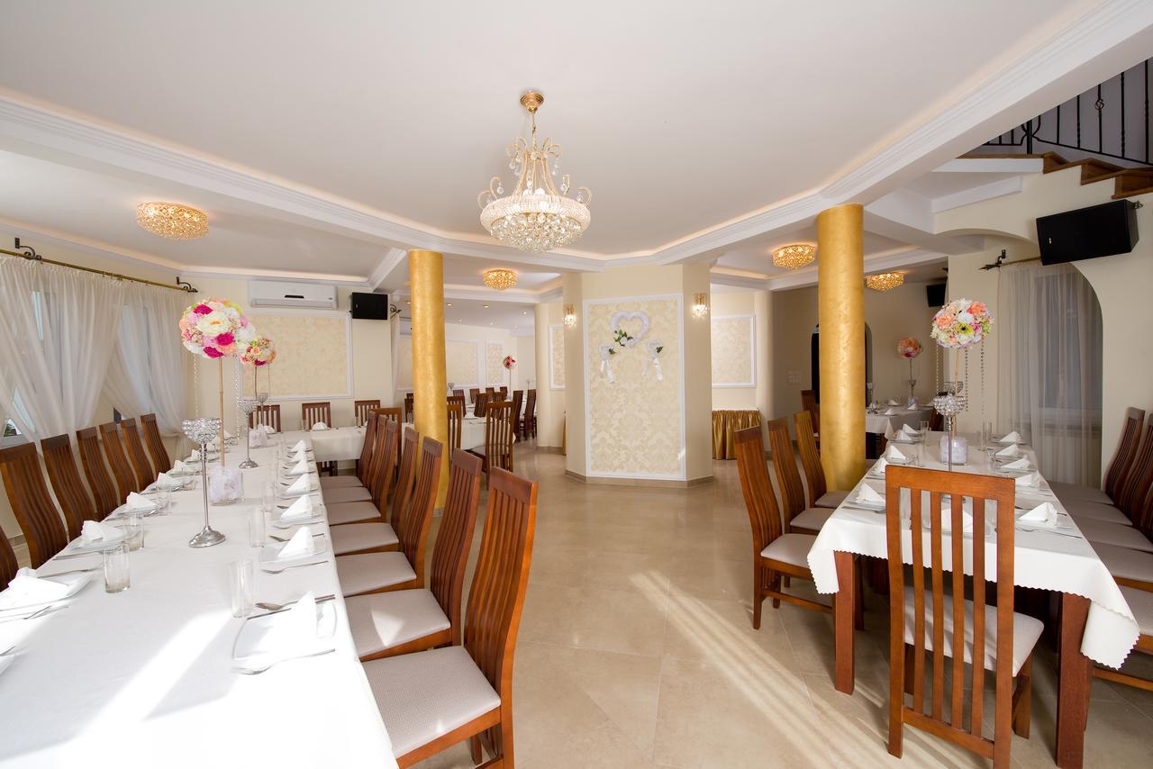 Hostel & Restauracja Santorini 比亚韦斯托克 外观 照片