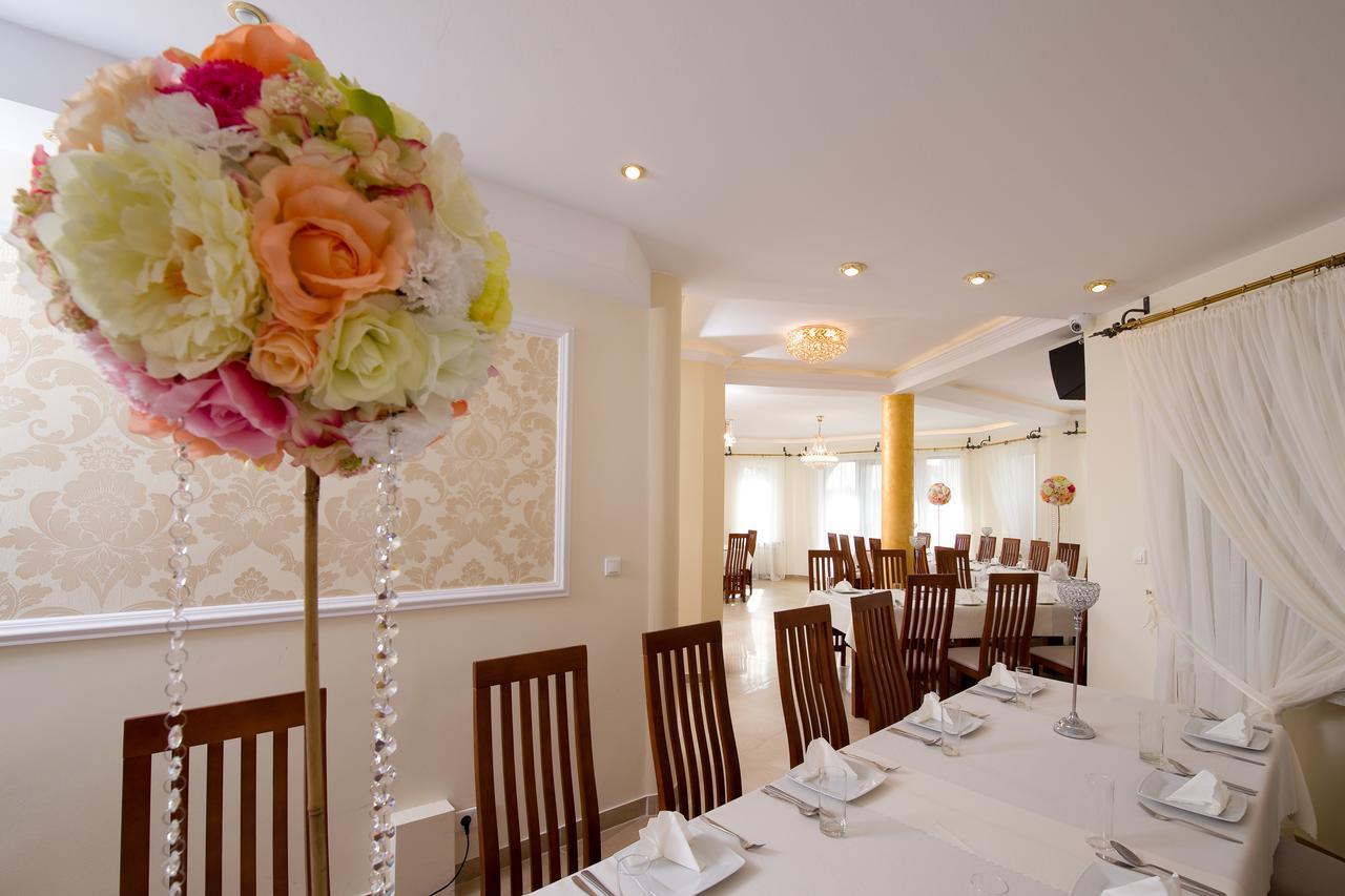 Hostel & Restauracja Santorini 比亚韦斯托克 外观 照片